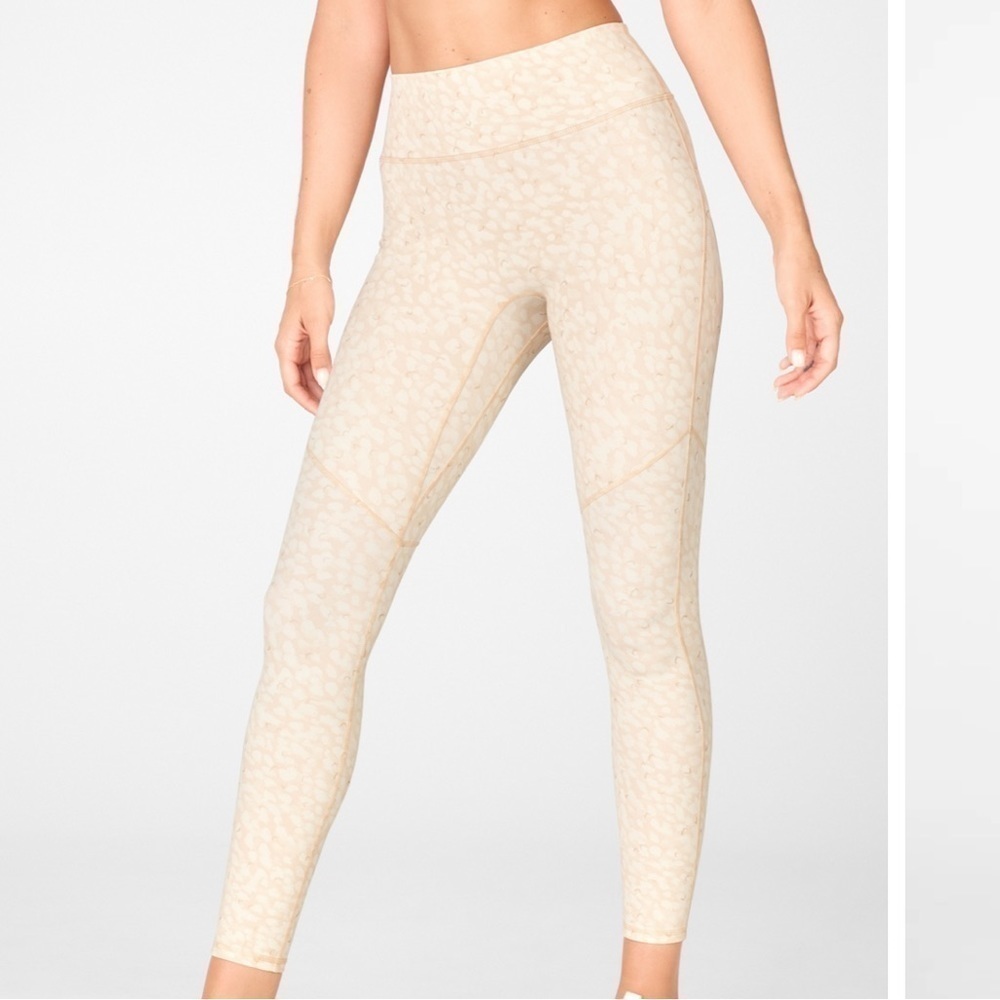 Fabletics Trinity Motion 365 High Rise Leggings Patterned - Picture 2 of 11